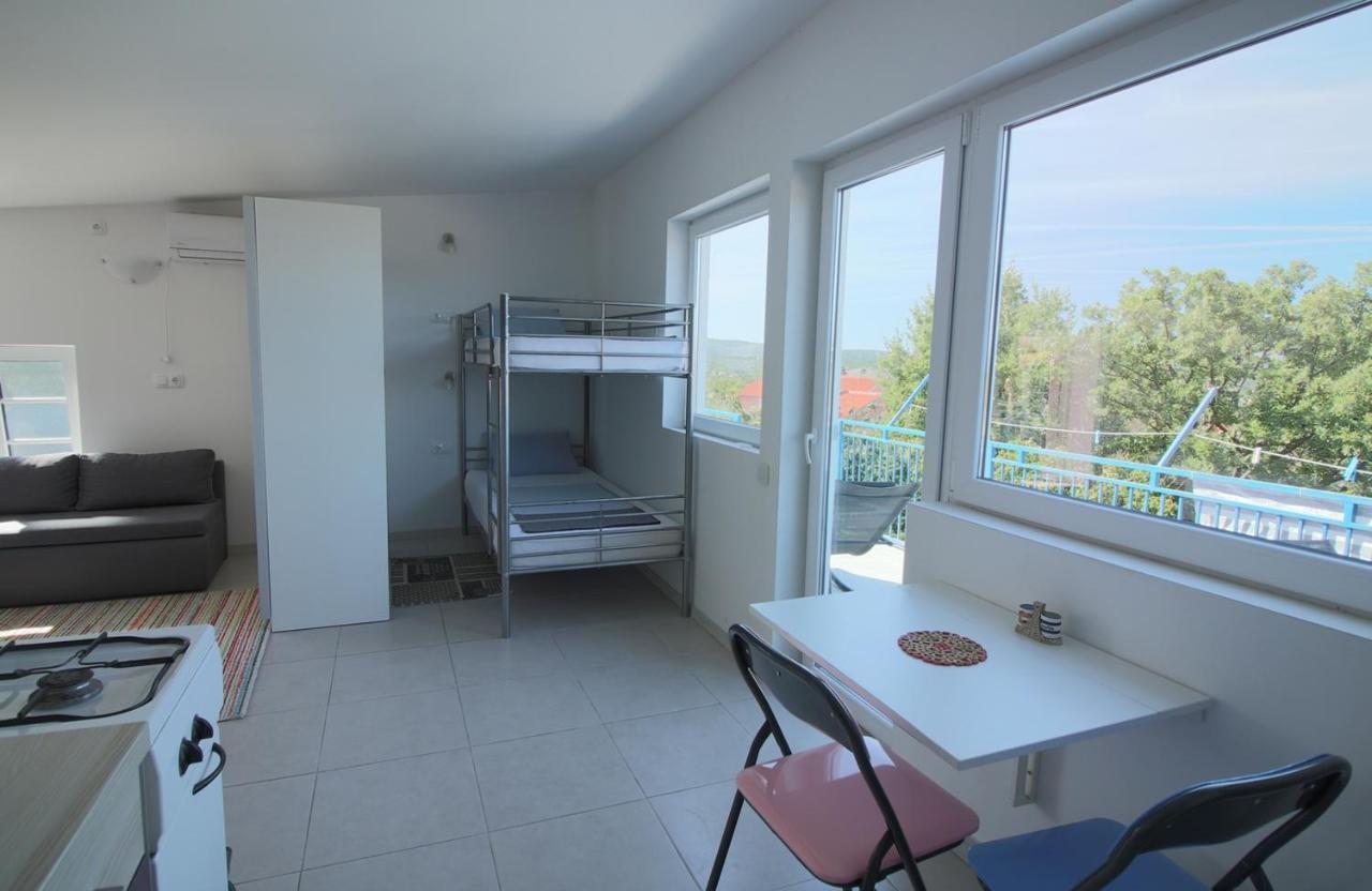 Apartmani Niessner Malinska Eksteriør billede
